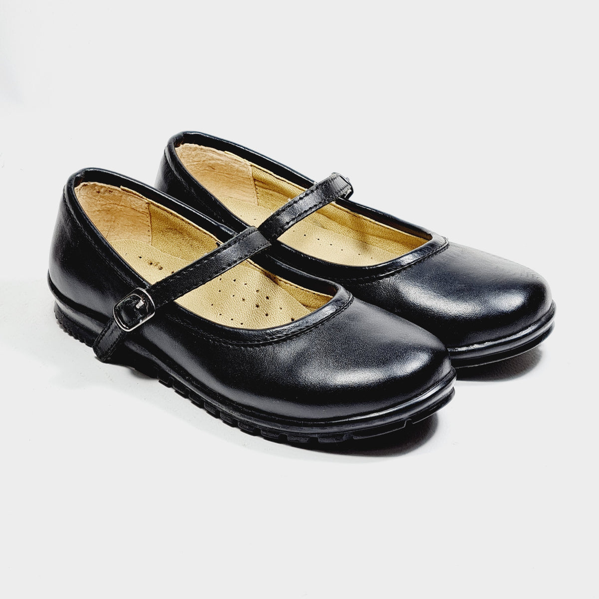 11079 – Bellino Footwear